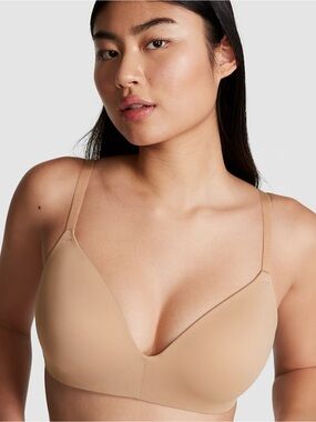 PINK Victoria’s Secret Wear Everywhere Wireless Lightly Lined Bra 32D Nude Beige
